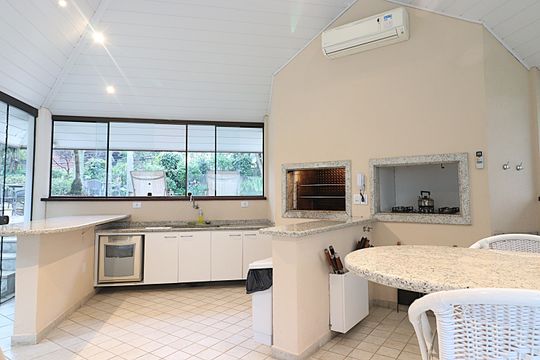 Área comum - Churrasqueira de apartamento à venda com 4 quartos, 200m² em Rio Branco, Porto Alegre