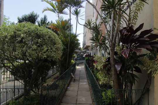 Área comum de apartamento para alugar com 1 quarto, 40m² em Jardim do Salso, Porto Alegre
