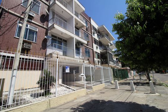 Fachada do Prédio de apartamento à venda com 3 quartos, 63m² em Vista Alegre, Rio de Janeiro