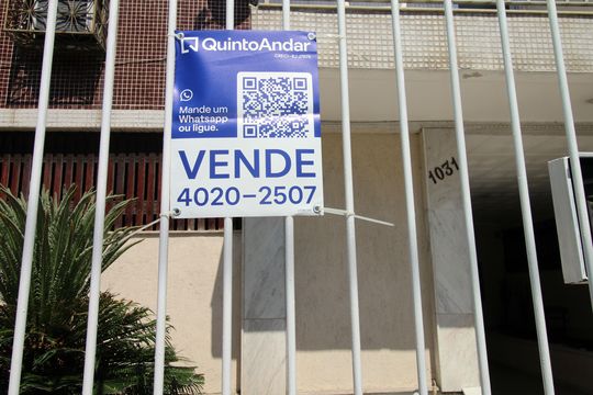 Placa de apartamento à venda com 3 quartos, 63m² em Vista Alegre, Rio de Janeiro