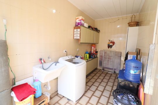 Área de Serviço de casa à venda com 3 quartos, 161m² em Jardim D’abril, Osasco