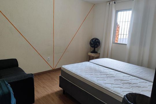 Casa à venda com 5 quartos, 260m² em Vila Brasilio Machado, São Paulo