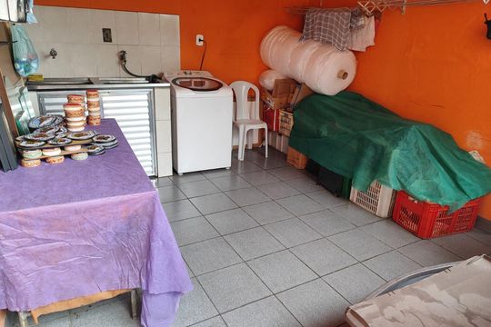 Casa à venda com 5 quartos, 260m² em Vila Brasilio Machado, São Paulo