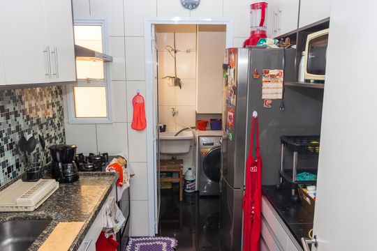 Cozinha de apartamento à venda com 3 quartos, 80m² em Jurubatuba, São Paulo