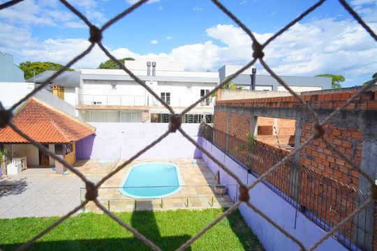 Quarto 3_Vista  de casa à venda com 3 quartos, 260m² em Jardim Itu, Porto Alegre