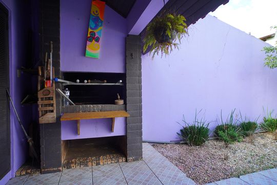 Churrasqueira  de casa à venda com 3 quartos, 260m² em Jardim Itu, Porto Alegre