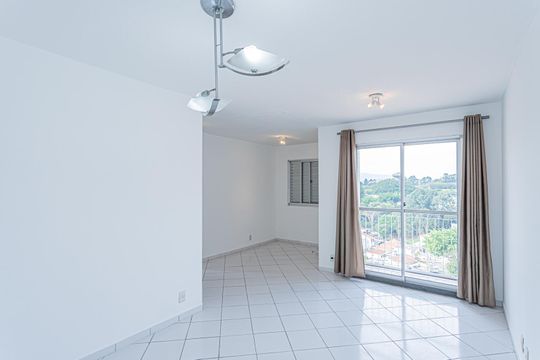 Apartamento à venda com 3 quartos, 64m² em Parque Maria Domitila, São Paulo