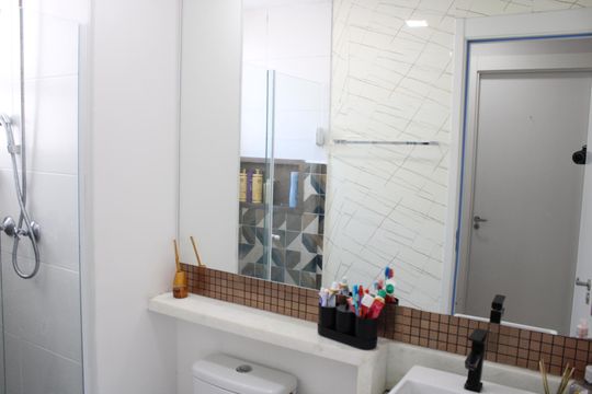 Banheiro de apartamento à venda com 2 quartos, 45m² em Brás, São Paulo