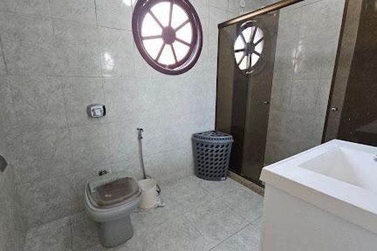 Casa à venda com 2 quartos, 216m² em Piratininga, Niterói
