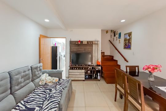 Sala 1 de casa à venda com 2 quartos, 79m² em Jardim da Gloria, São Paulo