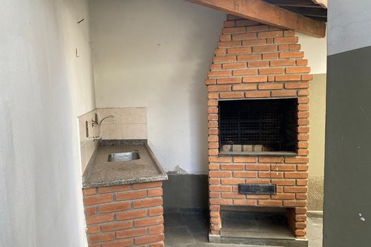 Casa à venda com 3 quartos, 214m² em Vila Prudente, São Paulo