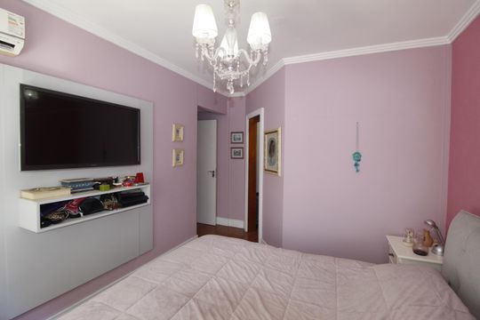 Suíte 1 de apartamento à venda com 2 quartos, 81m² em Independência, Porto Alegre