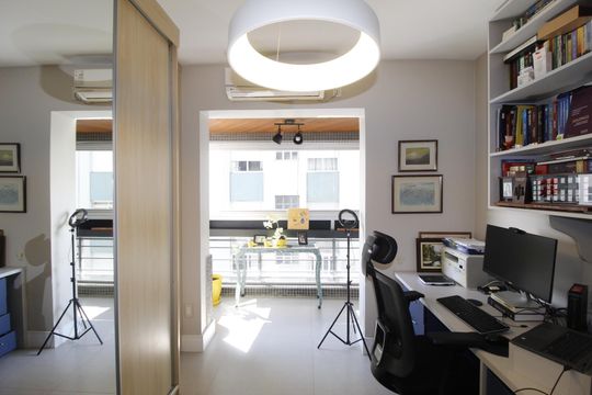 Escritório de apartamento à venda com 2 quartos, 81m² em Independência, Porto Alegre