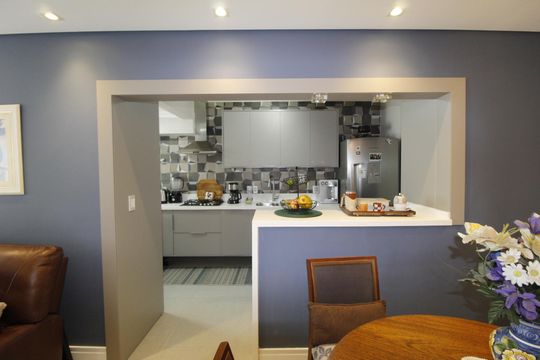 Cozinha de apartamento à venda com 2 quartos, 81m² em Independência, Porto Alegre