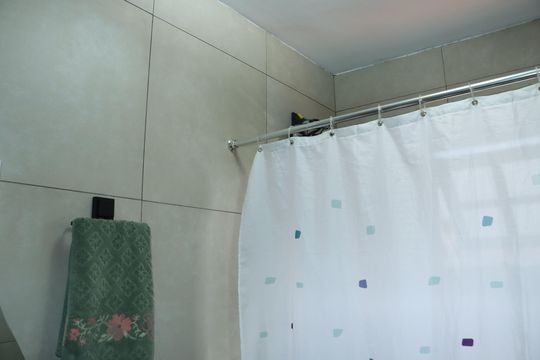 Banheiro de casa para alugar com 2 quartos, 125m² em Bairro do Maranhao, Cotia