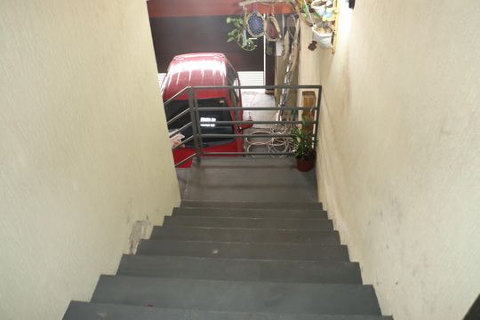 Escada de casa para alugar com 2 quartos, 125m² em Bairro do Maranhao, Cotia