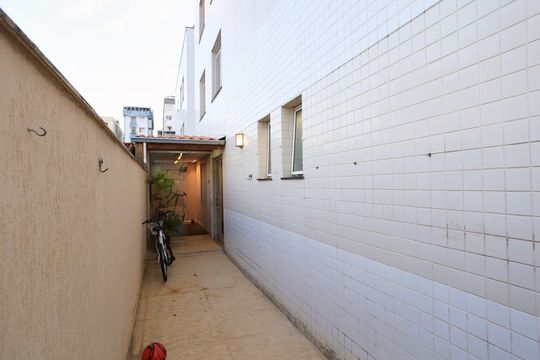 Área externa de apartamento à venda com 4 quartos, 200m² em Sagrada Família, Belo Horizonte