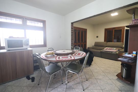 Área comum de casa à venda com 5 quartos, 231m² em Vila Nova, Novo Hamburgo