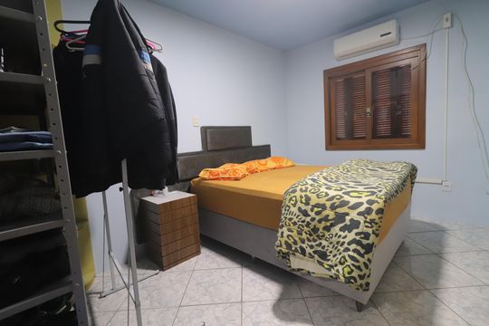 Quarto 04 de casa à venda com 5 quartos, 231m² em Vila Nova, Novo Hamburgo