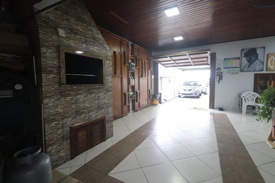 Cozinha de casa à venda com 5 quartos, 231m² em Vila Nova, Novo Hamburgo