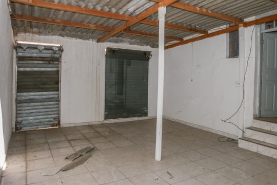 Área de Serviço e Quintal de casa à venda com 2 quartos, 98m² em Bom Retiro, São Paulo