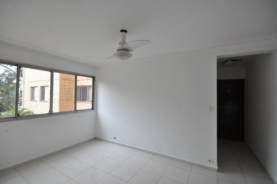 Sala de apartamento à venda com 3 quartos, 80m² em Vila Guilherme, São Paulo