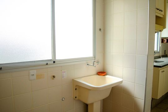 Área de Serviço de apartamento para alugar com 3 quartos, 98m² em Setor Aeroporto, Goiânia