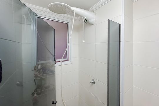 Banheiro Social de apartamento à venda com 2 quartos, 40m² em Cambuci, São Paulo