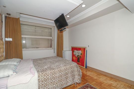 Suíte de apartamento à venda com 3 quartos, 161m² em Independência, Porto Alegre