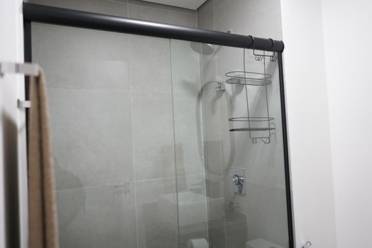 Banheiro Social de kitnet/studio à venda com 1 quarto, 25m² em Vila Regente Feijó, São Paulo