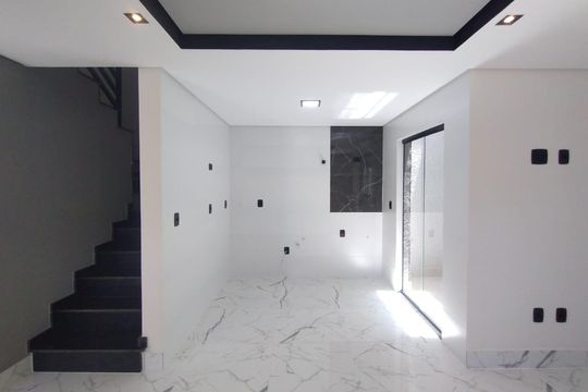 Sala de casa à venda com 2 quartos, 80m² em Parque das Nações, Santo André