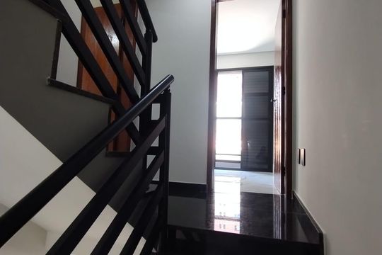 Casa à venda com 2 quartos, 80m² em Parque das Nações, Santo André