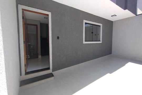 Casa à venda com 2 quartos, 80m² em Parque das Nações, Santo André