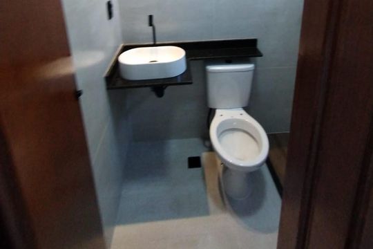 Banheiro do Quarto 1 de casa à venda com 2 quartos, 80m² em Parque das Nações, Santo André