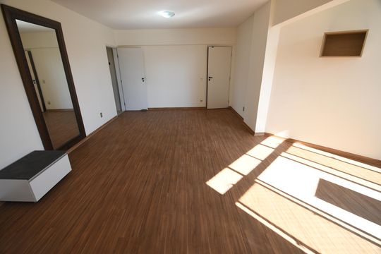 Sala de apartamento à venda com 3 quartos, 120m² em Vila Industrial (campinas), Campinas
