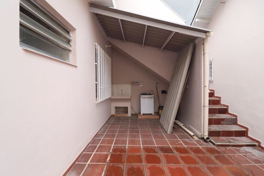 Área de Serviço de casa à venda com 2 quartos, 194m² em Vila Camilópolis, Santo André