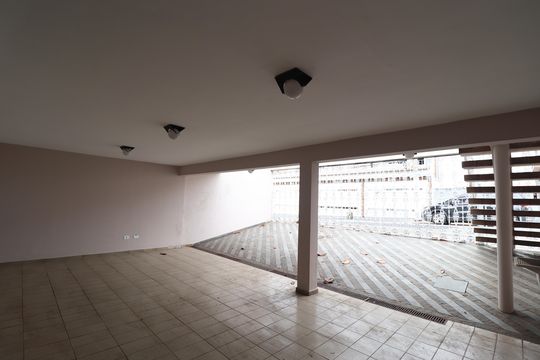 Garagem de casa à venda com 2 quartos, 194m² em Vila Camilópolis, Santo André