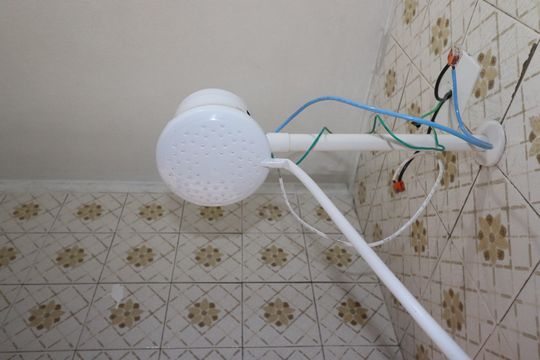 Banheiro da Suíte de casa à venda com 2 quartos, 194m² em Vila Camilópolis, Santo André