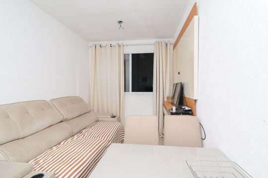 Sala de apartamento à venda com 2 quartos, 43m² em Colônia (zona Leste), São Paulo