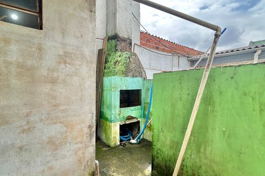 Pátio de casa para alugar com 2 quartos, 70m² em Santos Dumont, São Leopoldo