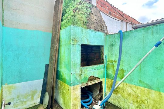 Pátio de casa para alugar com 2 quartos, 70m² em Santos Dumont, São Leopoldo
