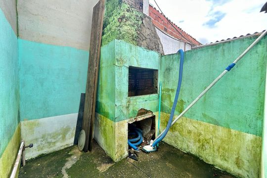 Pátio de casa para alugar com 2 quartos, 70m² em Santos Dumont, São Leopoldo