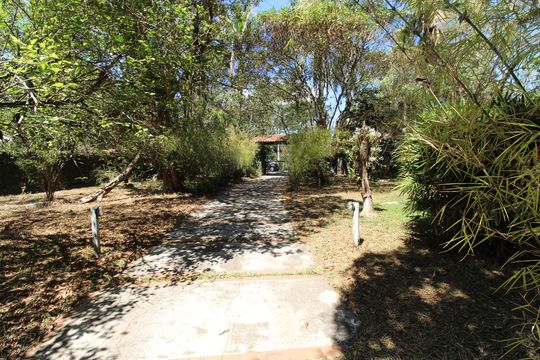 Área Externa de casa para alugar com 4 quartos, 630m² em Chácaras São José, São José dos Campos