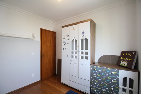 Quarto 1 de apartamento para alugar com 2 quartos, 53m² em Parque Munhoz, São Paulo