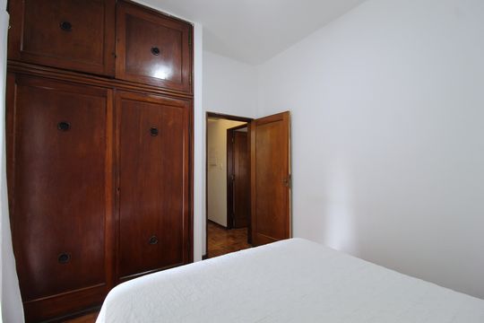 Quarto 1 de apartamento para alugar com 3 quartos, 90m² em Itaim Bibi, São Paulo