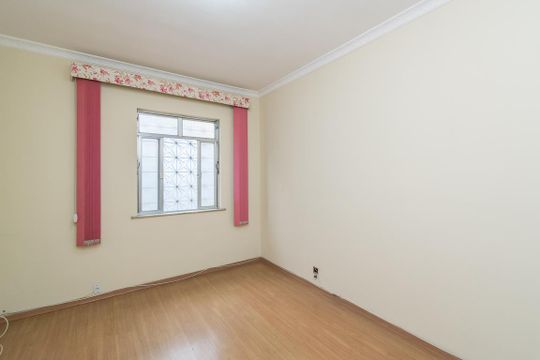 Sala de apartamento à venda com 2 quartos, 49m² em Vila da Penha, Rio de Janeiro