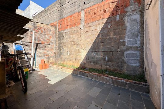 Quintal de casa à venda com 2 quartos, 118m² em Jardim Tarumã, Jundiaí