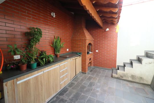 Churrasqueira de casa à venda com 3 quartos, 125m² em Cipava, Osasco