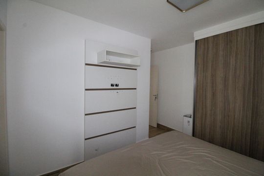 Suíte de apartamento para alugar com 1 quarto, 58m² em Jardim das Colinas, São José dos Campos