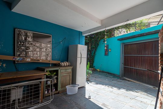 Garagem de casa para alugar com 4 quartos, 270m² em Bela Vista, São Paulo